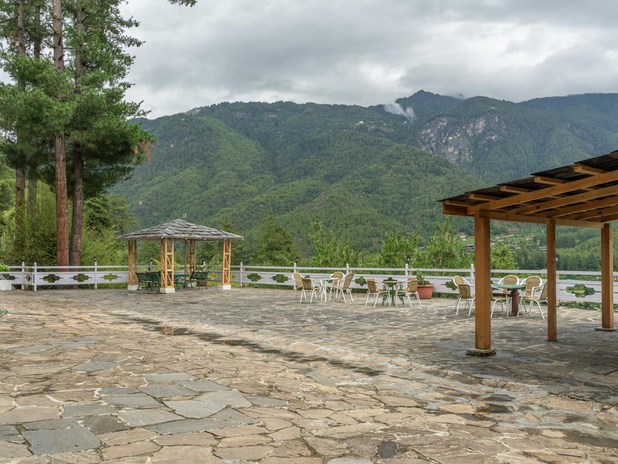 Tiger'S Nest Resort - Best Resort In Paro Exterior photo
